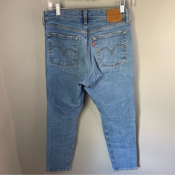 Levi’s Premium WEDGIE Icon Fit High Rise Jeans - Picture 3 of 5